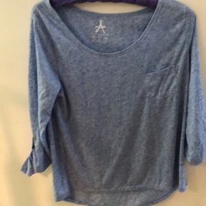 Atmosphere button sleeve shirt